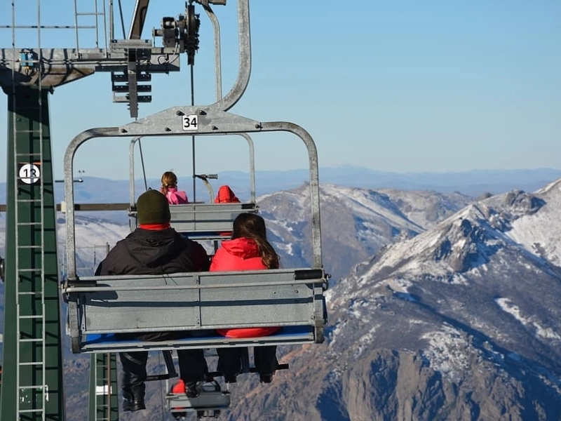Ski at Cerro Chapelcó